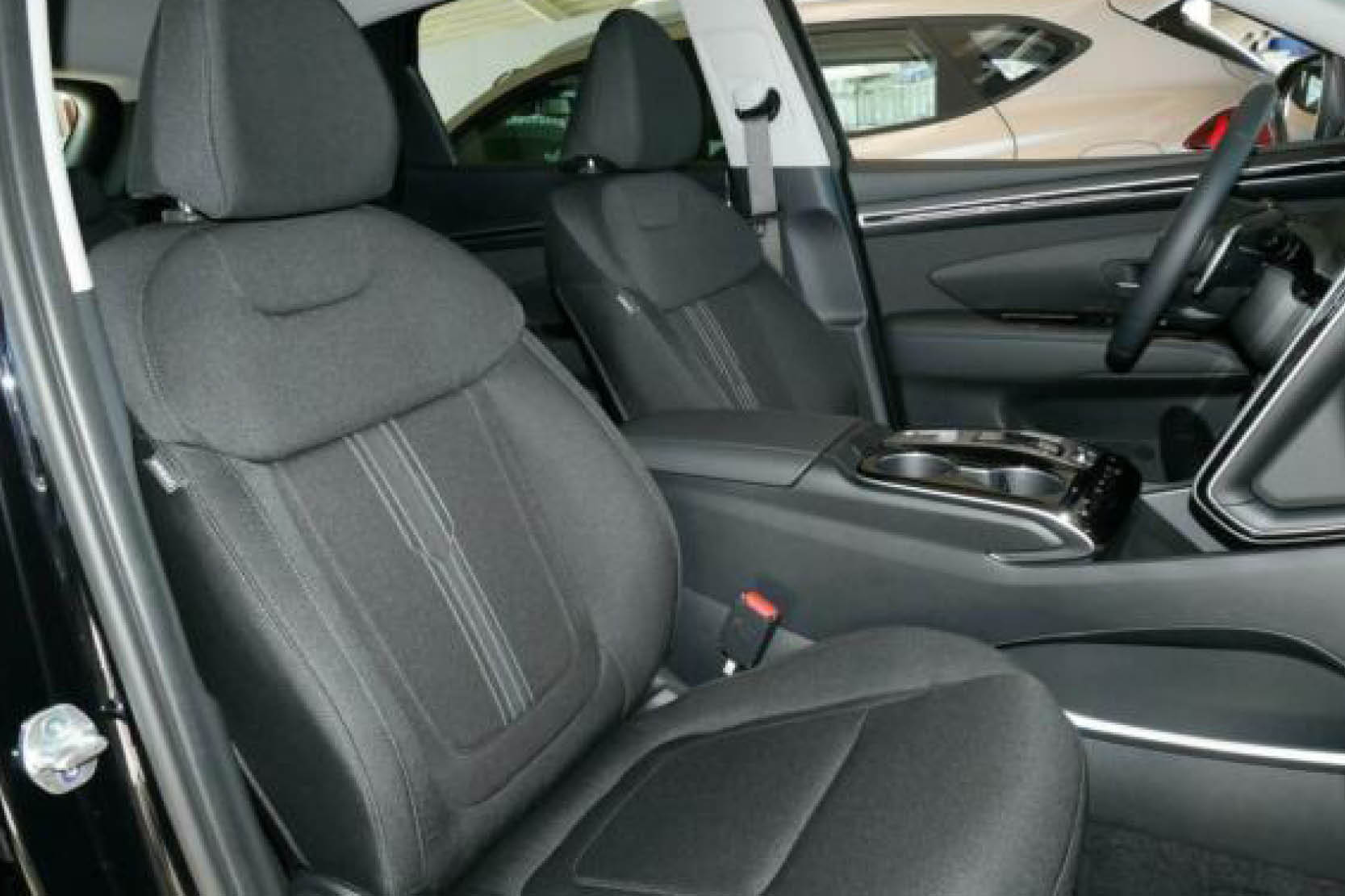Sitze von Hyundai TUCSON bei DELTA Automobile