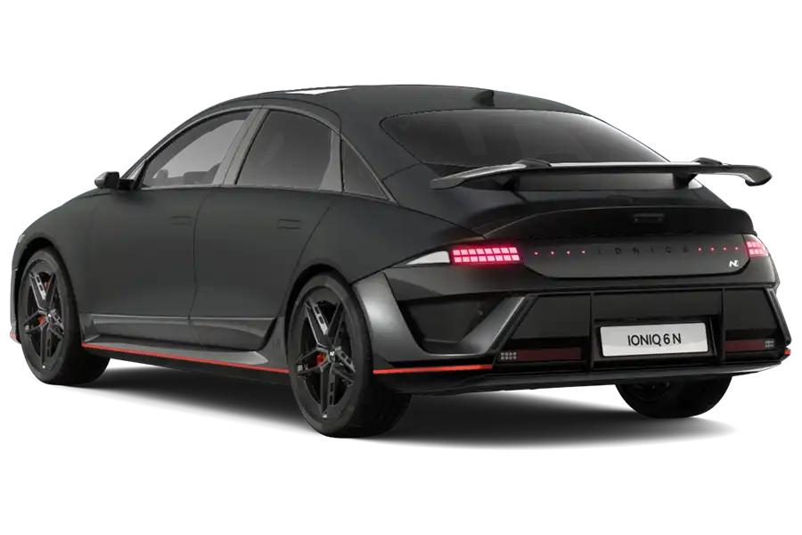 zu sehen: schwarzer ioniq 6n schrägheckansicht