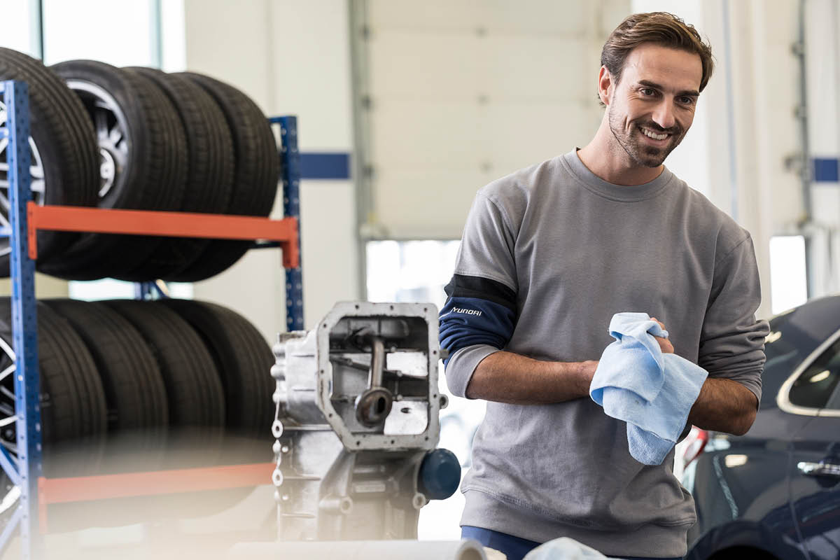 KFZ-Mechatroniker/in