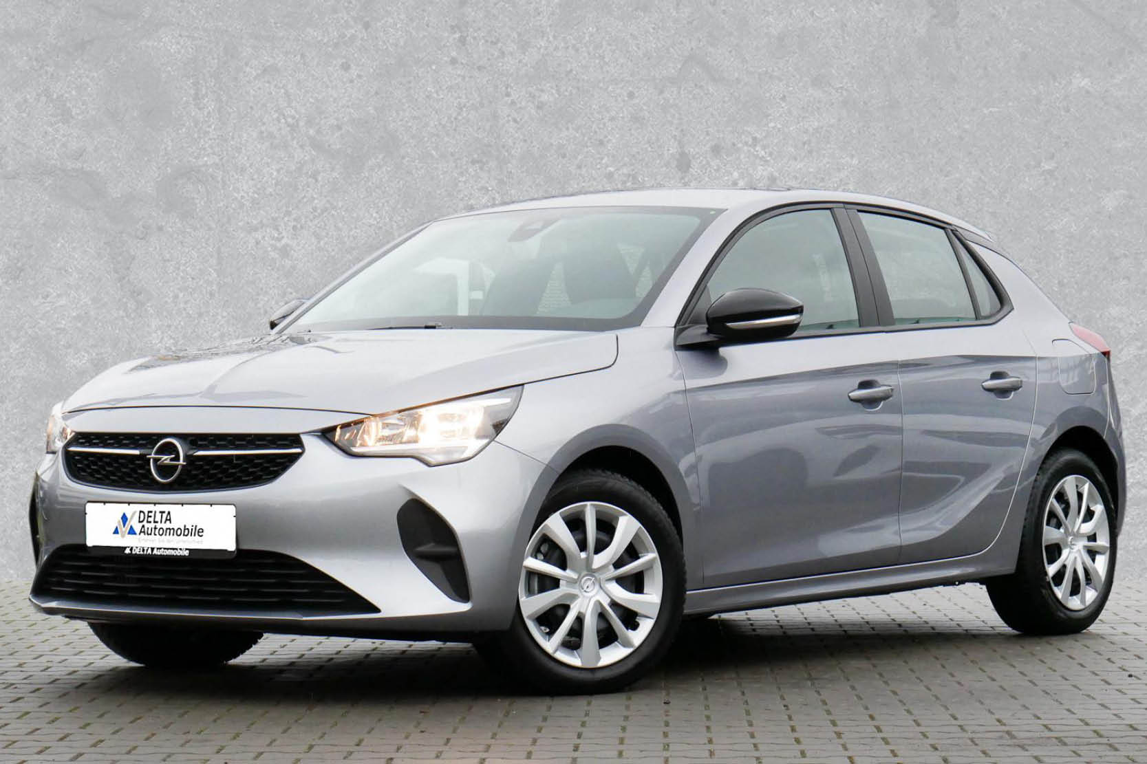 Vorneansicht von Opel Corsa bei DELTA Automobile